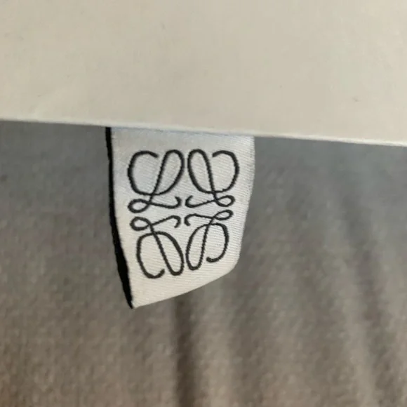 NWT size 41 monogram canvas Loewe Beige and White Sneakers - Picture 3 of 8